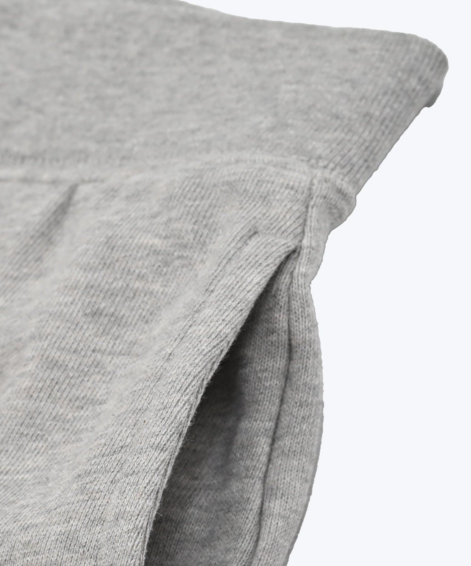 TUA SWEAT SHORTS【U2633600NJ】