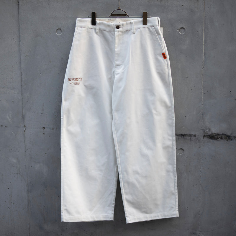 CARNIAVAL VOLUME PANTS【UO2513600CV】
