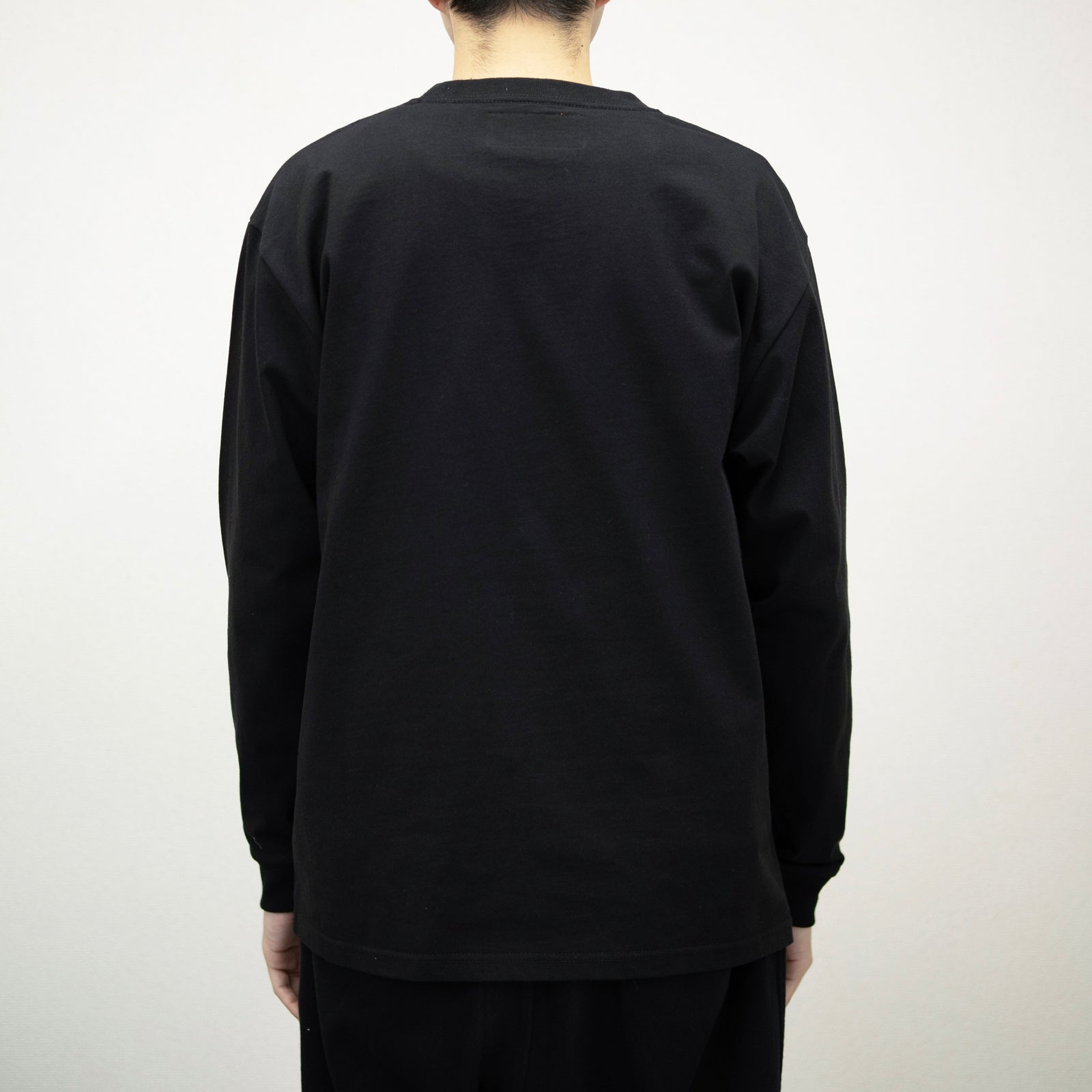 SIG,POCKET L/S TEE【UO2433234】/UNIVERSAL OVERALL（ユニバーサル